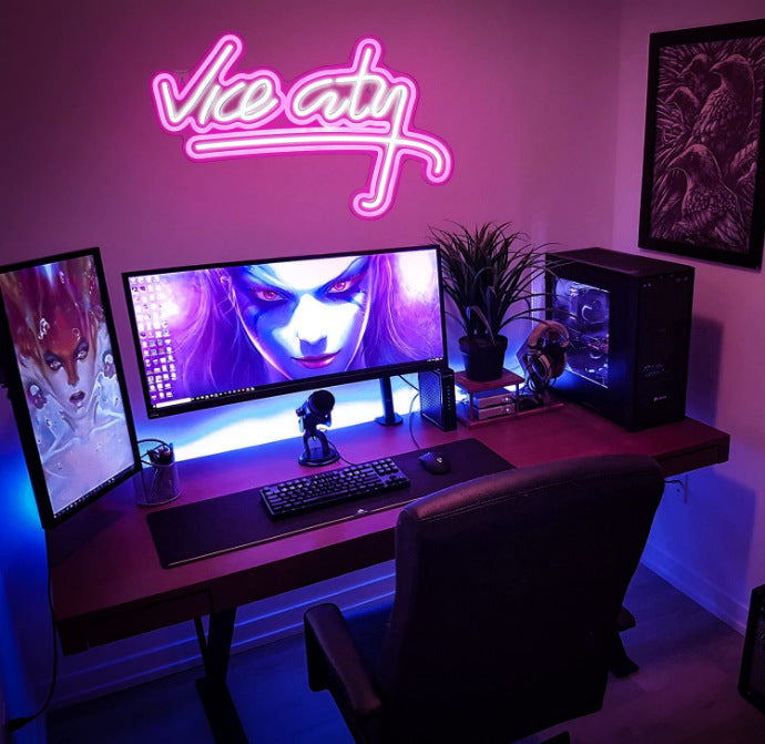 Vice City Neon Dream LED Light - Retro Vibes for Your Space.